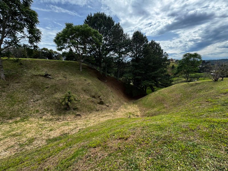 Terreno no Cond. Residencial Costa da Serra II, localizado em Rancho Queimado - SC, bairro Inveradinha