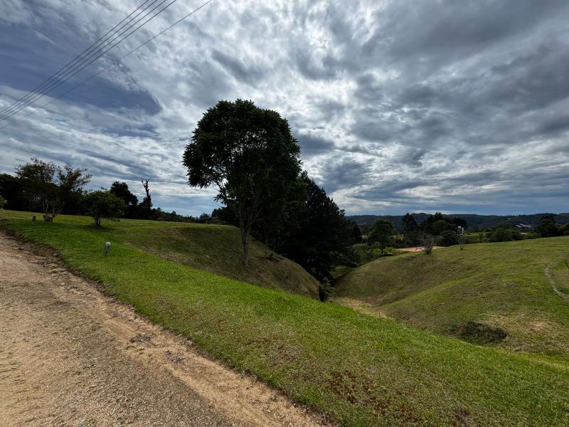 Terreno no Cond. Residencial Costa da Serra II, localizado em Rancho Queimado - SC, bairro Inveradinha