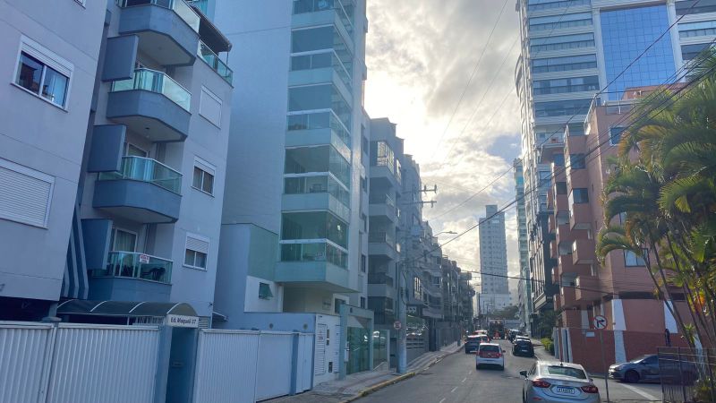 Apartamento no Residencial Néli Passos- Itapema, localizado em Itapema - SC