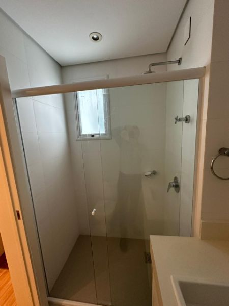 Apt. no Ed. Isadora Mafra- B. Camboriú, localizado em Balneário Camboriú - SC, bairro Centro