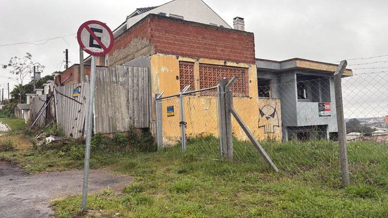 Prédio no Guabirotuba (foto 44 de 80)