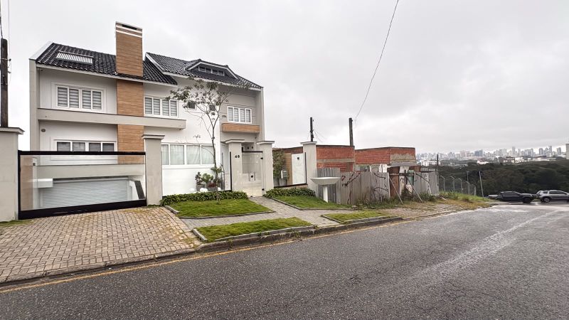 Prédio no Guabirotuba (foto 24 de 80)