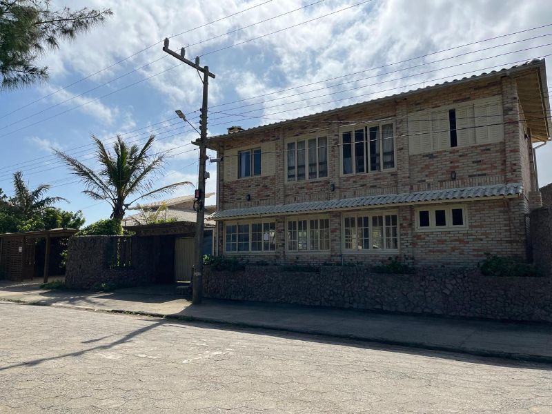 Casa Beira Mar em Jaguaruna, localizado em Jaguaruna - SC, bairro Balneário Campo Bom