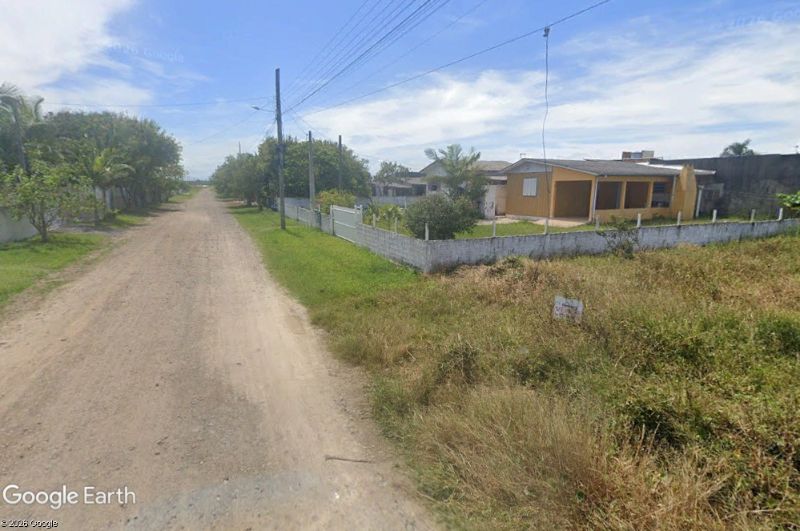 Imóvel em Areias Brancas-Balneário Arroio do Silva, localizado em Balneário Arroio Do Silva - SC