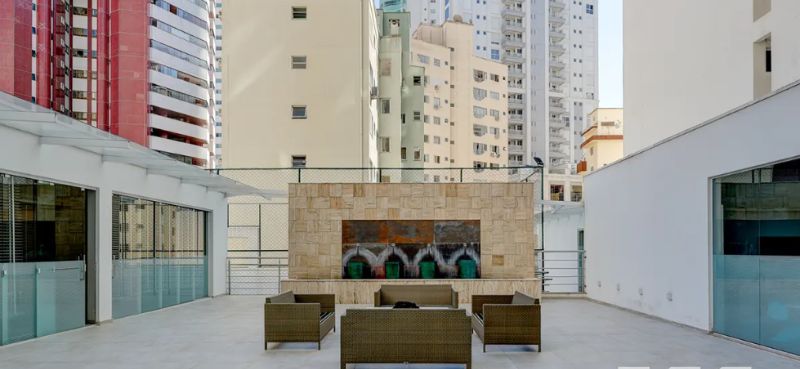 Apartamento com Garagens em Bal. Camboriú, localizado em Balneário Camboriú - SC