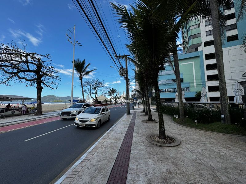 Apartamento com Garagens em Bal. Camboriú, localizado em Balneário Camboriú - SC
