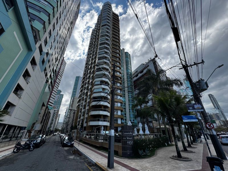 Apartamento com Garagens em Bal. Camboriú, localizado em Balneário Camboriú - SC