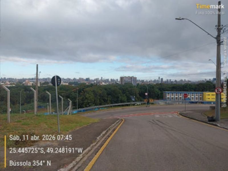 Imóvel em Guabirotuba - Curitiba, localizado em Curitiba - PR, bairro Guabirotuba