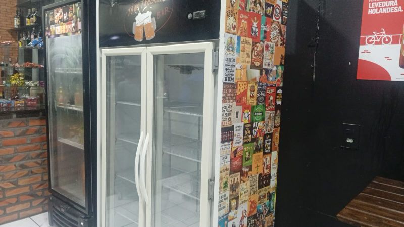 Geladeira Expositora duas Portas