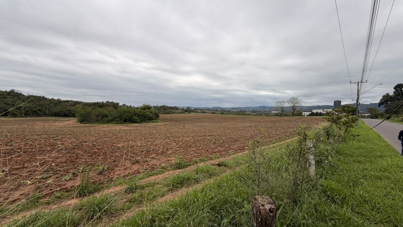 Terreno no Archimedes Naspolini (foto 37 de 47)