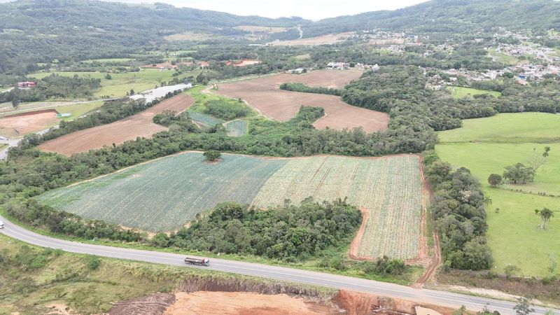 Terreno no Archimedes Naspolini (foto 29 de 47)