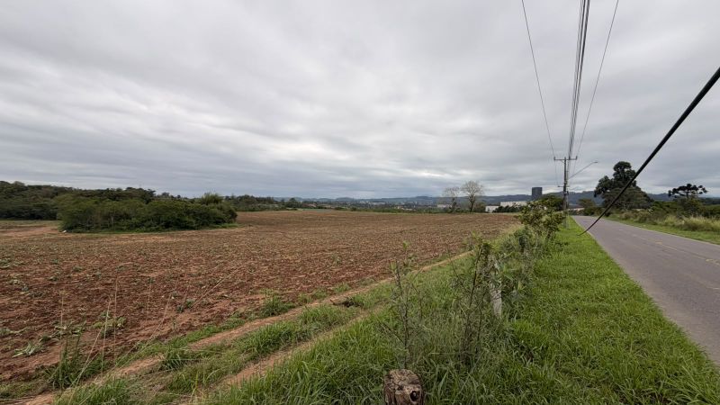 Terreno no Archimedes Naspolini (foto 38 de 47)