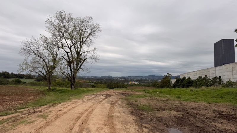 Terreno no Archimedes Naspolini (foto 32 de 47)