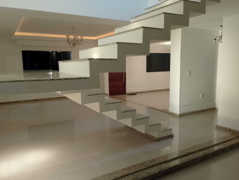 CASA E POUSADA OUTEIRO DA GLÓRIA, PORTO SEGURO/BA, localizado em Porto Seguro - BA