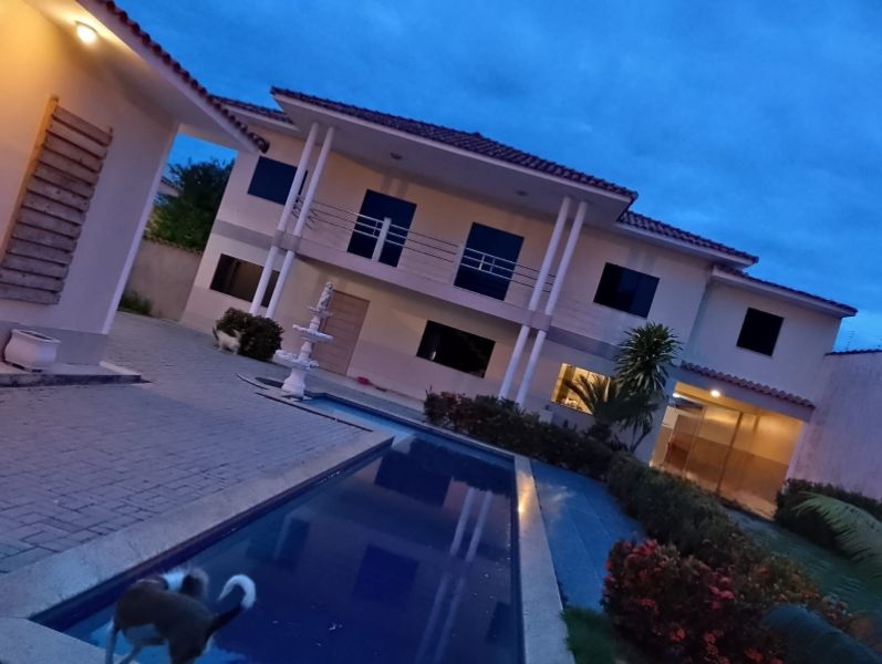 CASA E POUSADA OUTEIRO DA GLÓRIA, PORTO SEGURO/BA, localizado em Porto Seguro - BA