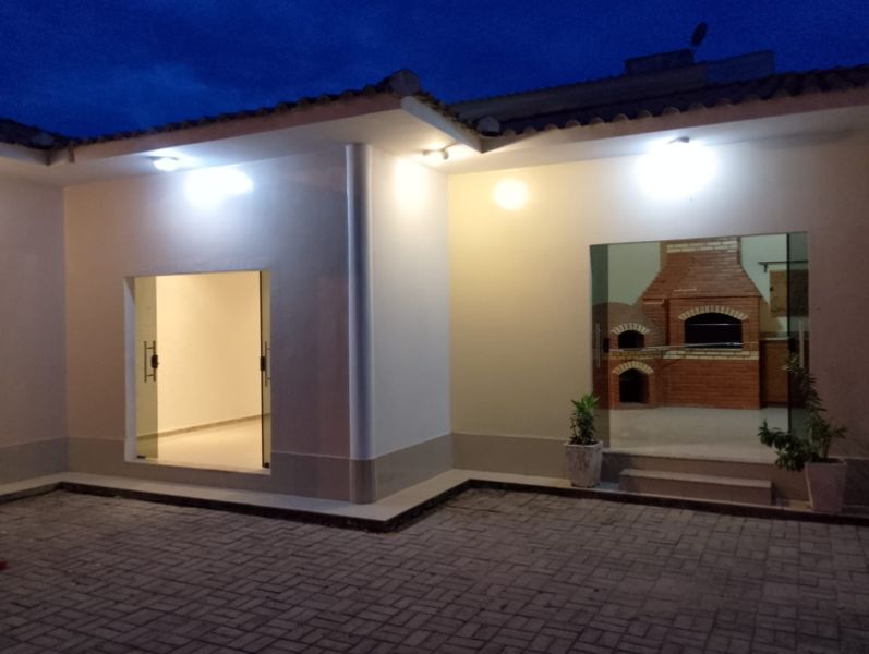 CASA E POUSADA OUTEIRO DA GLÓRIA, PORTO SEGURO/BA, localizado em Porto Seguro - BA