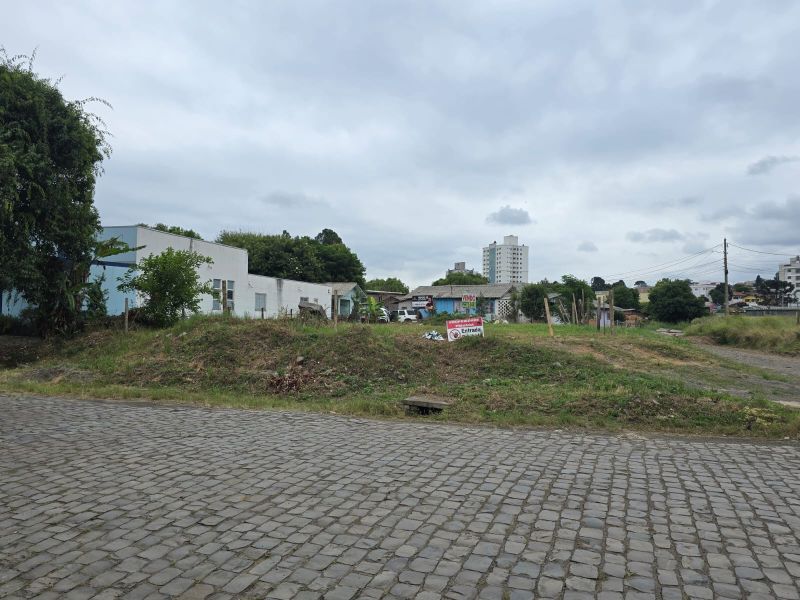 Terreno de esquina 864m², Sagrado , Lages/SC, localizado em Lages - SC