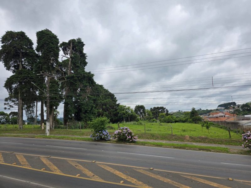 Terreno 3.430,08m², na subida do Petrópolis, Lages