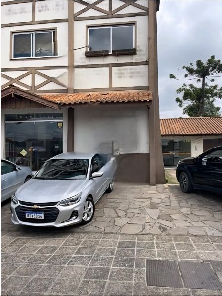 Imóvel Urbano, Sala Comercial 330m², Lages - SC, localizado em Lages - SC, bairro Coral