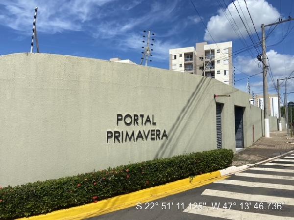 Apartamento, 98,63 m2 de área total, 50,88 m2 de á.
