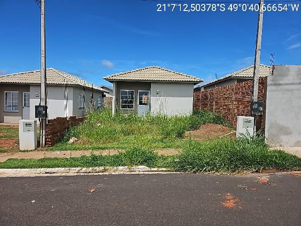 Casa, 43,85 m2 de área total, 43,85 m2 de área pri.