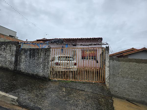 Casa, 52,8 m2 de área total, 52,8 m2 de área priva.