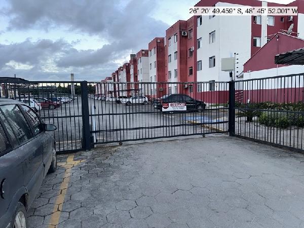 Apartamento, 47,2 m2 de área privativa, 2 qts, wc,.