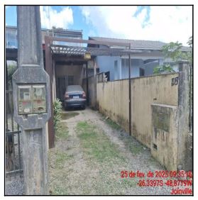 Casa, 71,59 m2 de área privativa, 105,91m2 de área.
