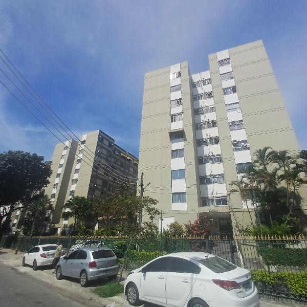 Apartamento, 64 m2 de área total, 64 m2 de área pr.