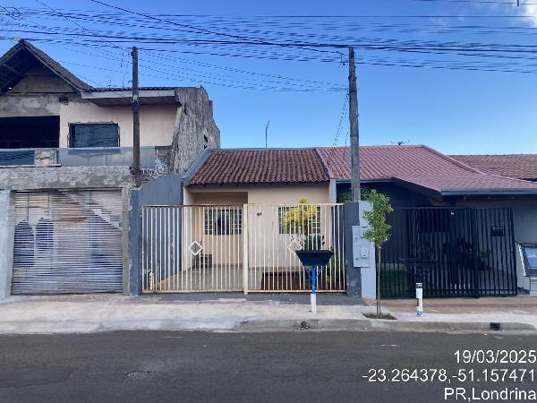 Casa, 65,85 m2 de área total, 65,85 m2 de área pri.