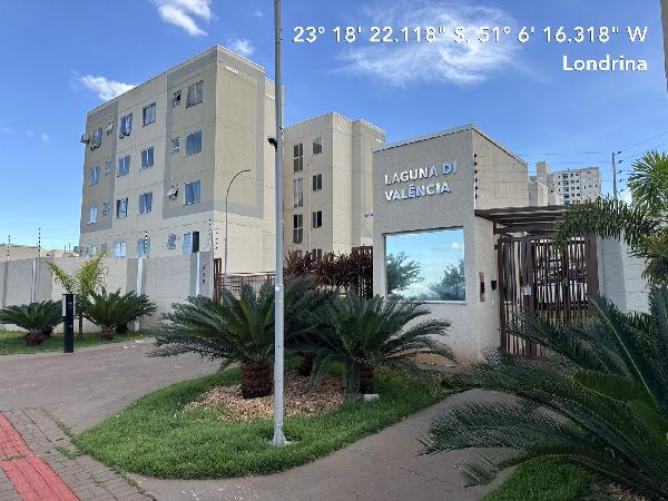 Apartamento, 92,63 m2 de área total, 40,82 m2 de á.
