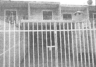 Casa, 68,53 m2 de área privativa, 80m2 de área do.