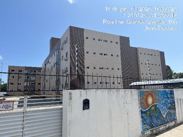 Apartamento, 84,15 m2 de área total, 52,26 m2 de á.