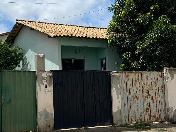 Casa, 64,33 m2 de área total, 52,33 m2 de área pri.