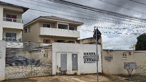Apartamento, 87,28 m2 de área total, 53,54 m2 de á.
