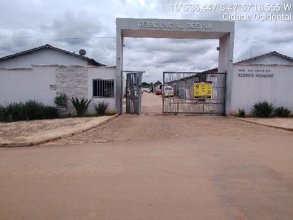 Casa, 98,01 m2 de área total, 54,65 m2 de área pri.