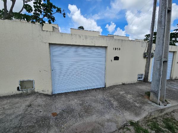 Casa, 60,7 m2 de área total, 60,7 m2 de área priva.