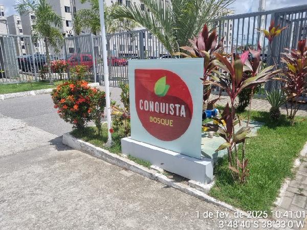 Apartamento, 87,11 m2 de área total, 42,64 m2 de á.