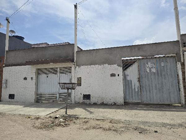 Casa, 88,79 m2 de área total, 85,29 m2 de área pri.