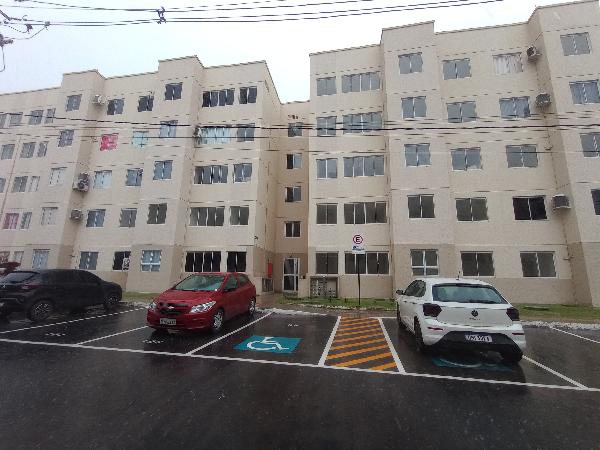 Apartamento, 95,86 m2 de área total, 41,57 m2 de á.