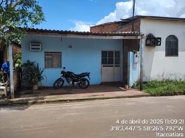Casa, 81 m2 de área total, 81 m2 de área privativa.