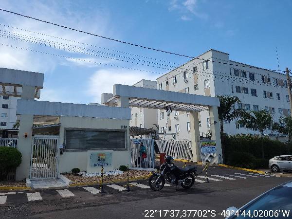 Apartamento, 88,74 m2 de área total, 47,42 m2 de, localizado em Bauru - SP