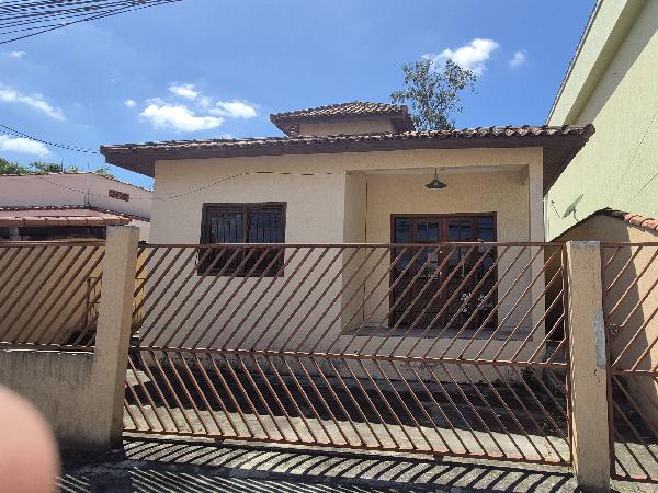 Casa, 112 m2 de área total, 112 m2 de área privat, localizado em Curitiba - PR