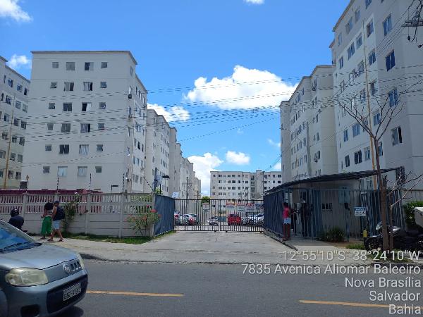 Apartamento, 87,18 m2 de área total, 41,89 m2 de, localizado em Salvador - BA