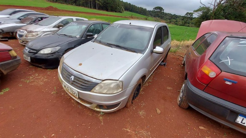 AUTOMÓVEL RENAULT/LOGAN EXP 16 HP Ano: 2013/2013
