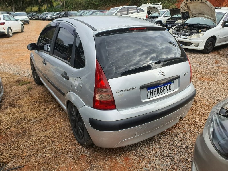 AUTOMÓVEL CITROEN/C3 GLX 14 FLEX Ano: 2005/2006