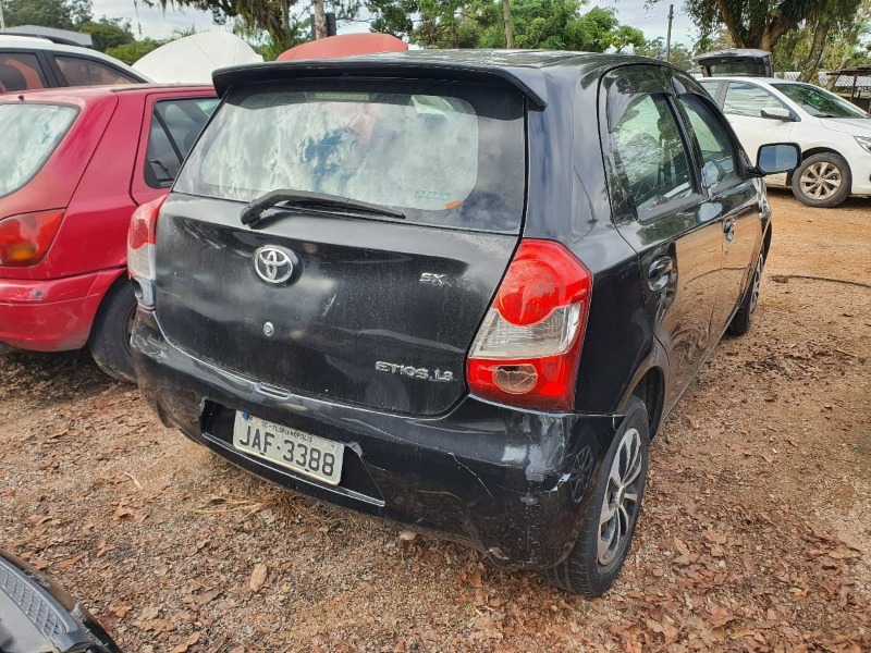 AUTOMÓVEL TOYOTA/ETIOS HB XS Ano: 2013/2013