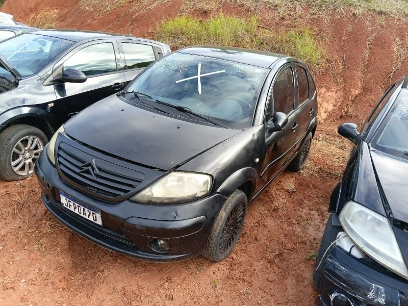 AUTOMÓVEL CITROEN/C3 GLX 16 16V Ano: 2004/2005