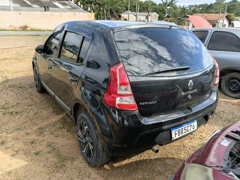 AUTOMÓVEL RENAULT/SANDERO EXP1016V Ano: 2012/2012