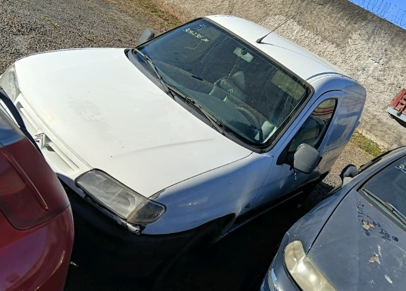 CAMIONETA I/PEUGEOT PART F 800K Ano: 2008/2009